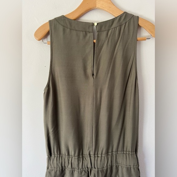 Banana Republic V-Neck Jolie Sleeveless Modal Romper In Tigers Eye Green Size 6 - Picture 7 of 11